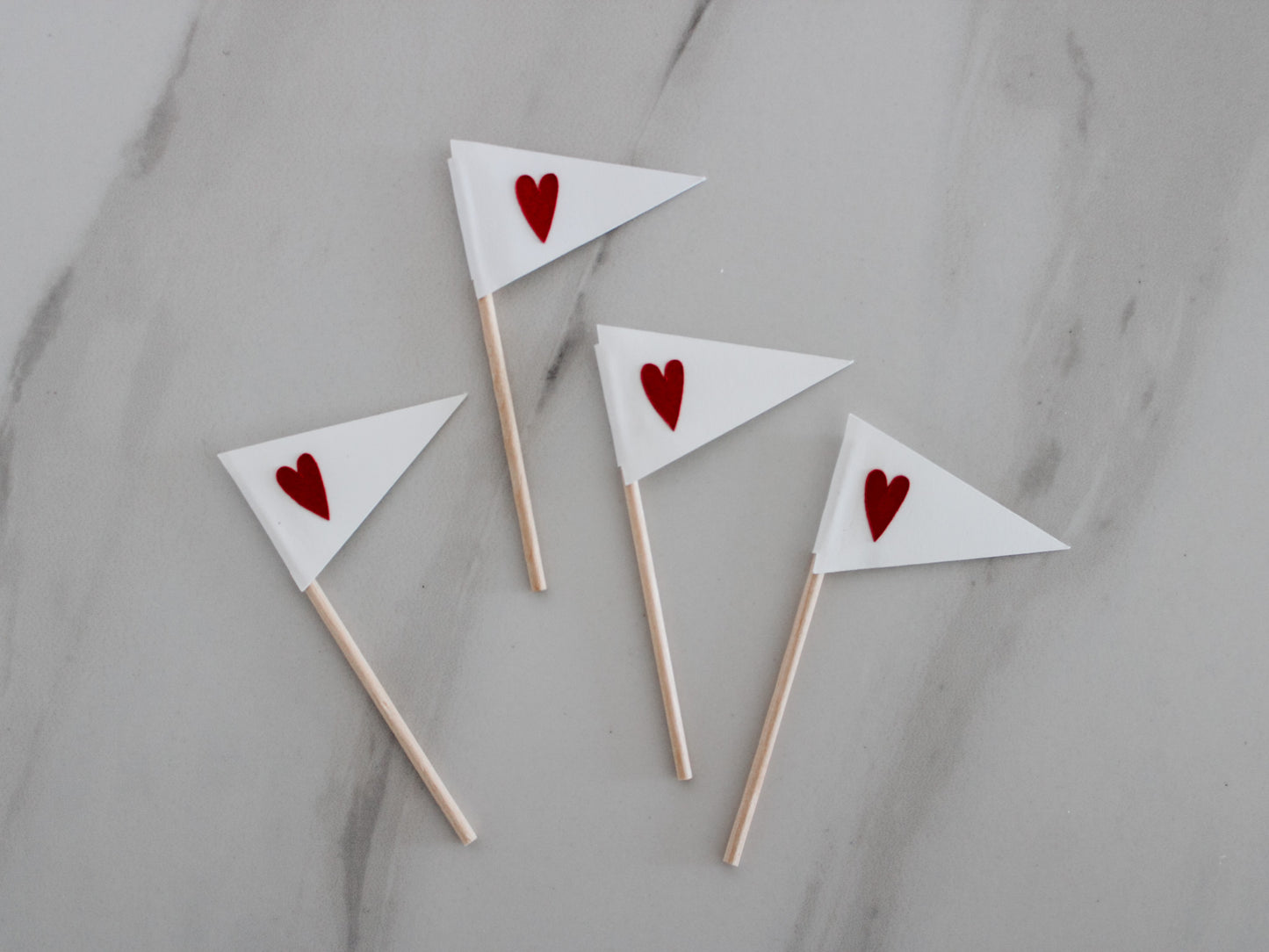 Mini Paper Flag - Heart - 6pk