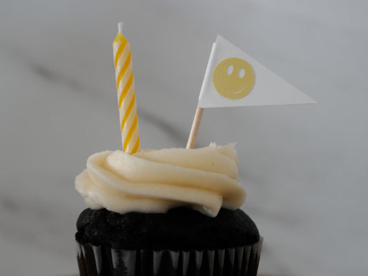 Mini Paper Flag - Smiley - 6pk