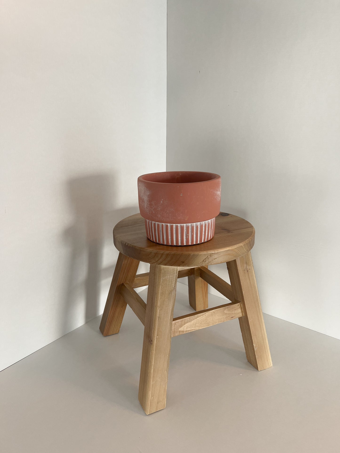 Terra Cotta Indoor Plant Pot